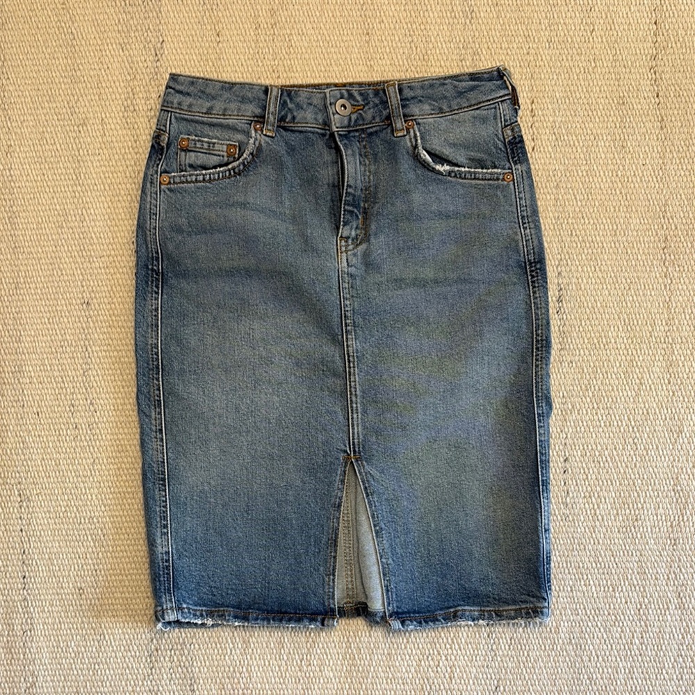 Denim Pencil Skirt with Front Slit (Size 0)